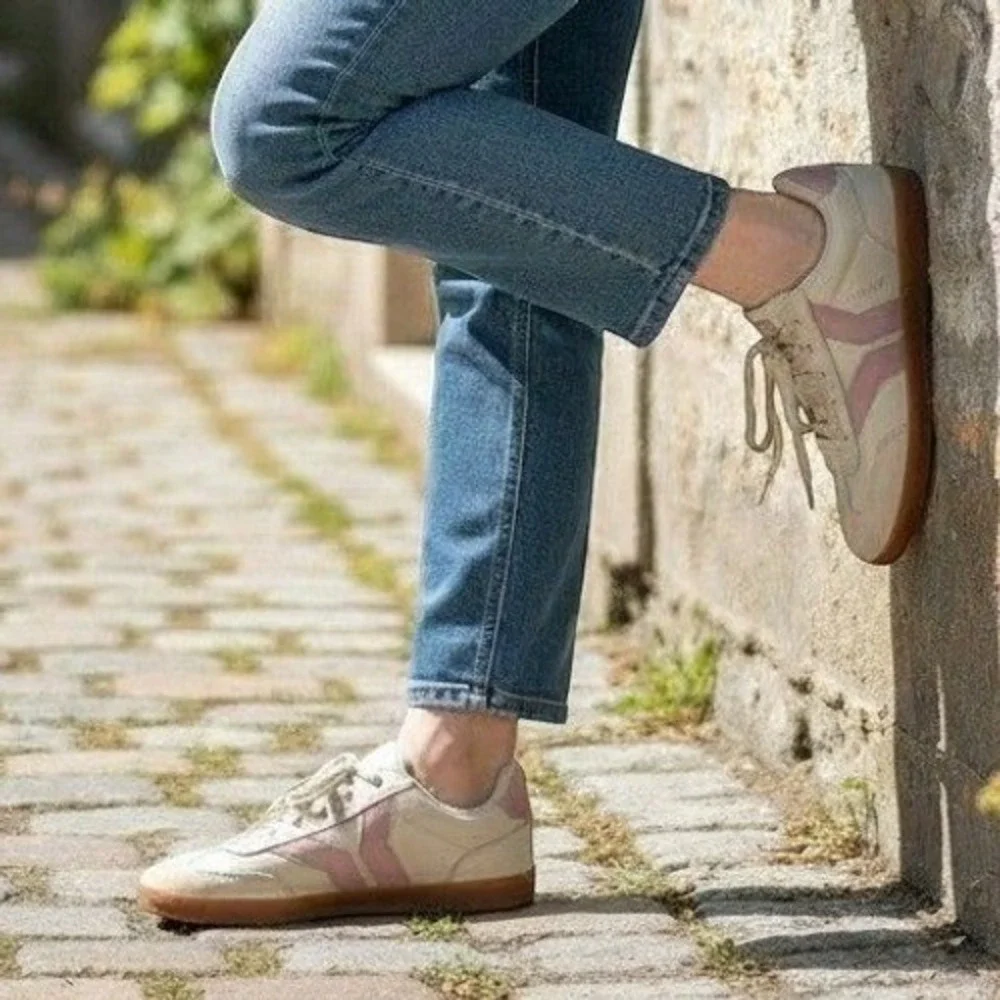 C.O.B. Culture of Brave Fearless sneakers Size 38 Pink Leather Gum Sole retro